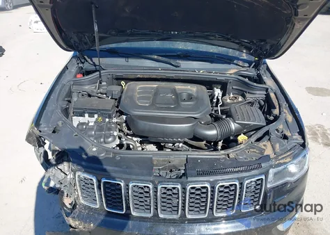 2019 Jeep Grand Cherokee Laredo 4X4 z USA, uszkodzony, nr VIN 1C4RJFAG6KC683925